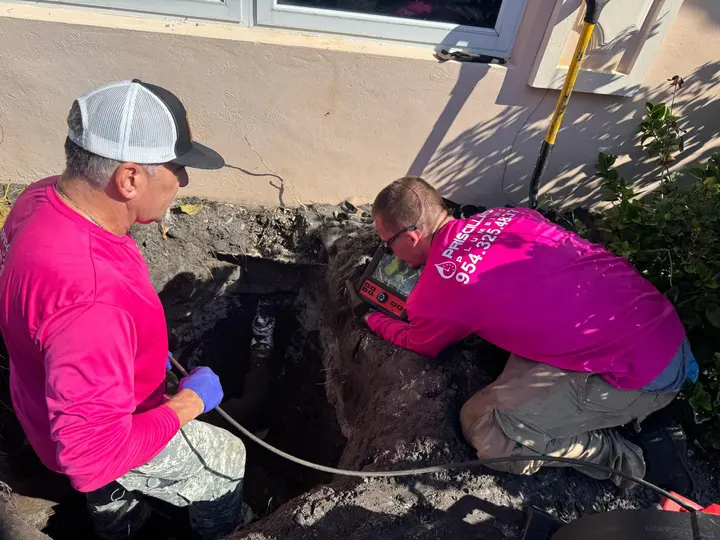 Plumber providing Drain Cleaning Services in South Florida.